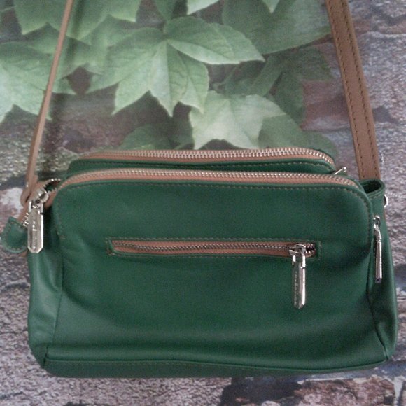 Made In Italy Leather Triple Zip Compartments Crossbody - Picture 2 of 8